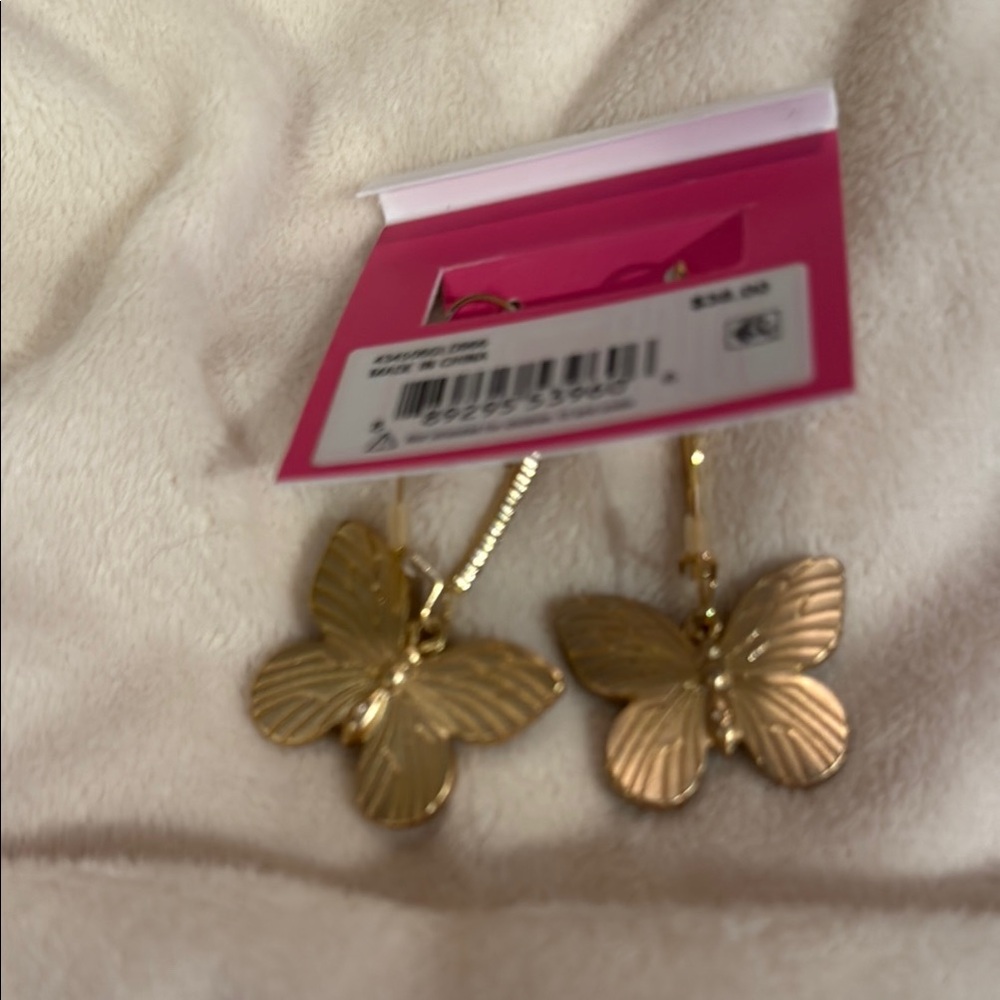 Betsey Johnson Gold Butterfly Earrings. NWT - Picture 6 of 14